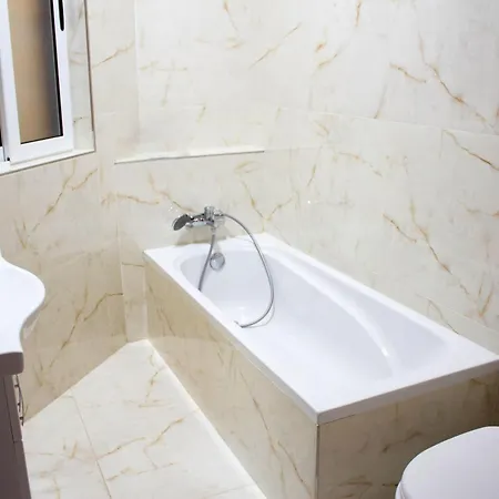 アパート Kenn Gozitan And Pool - Happy Santu Pietru